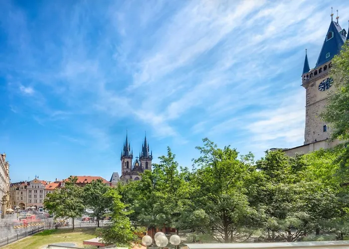Mikulasska - Old Town Square View 4*