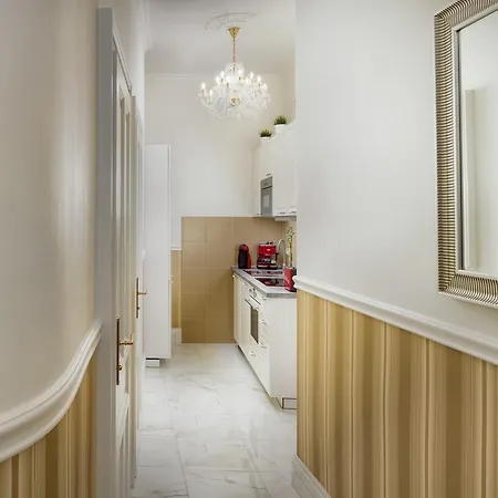 Mikulášská - Old Town Square View Aparthotel